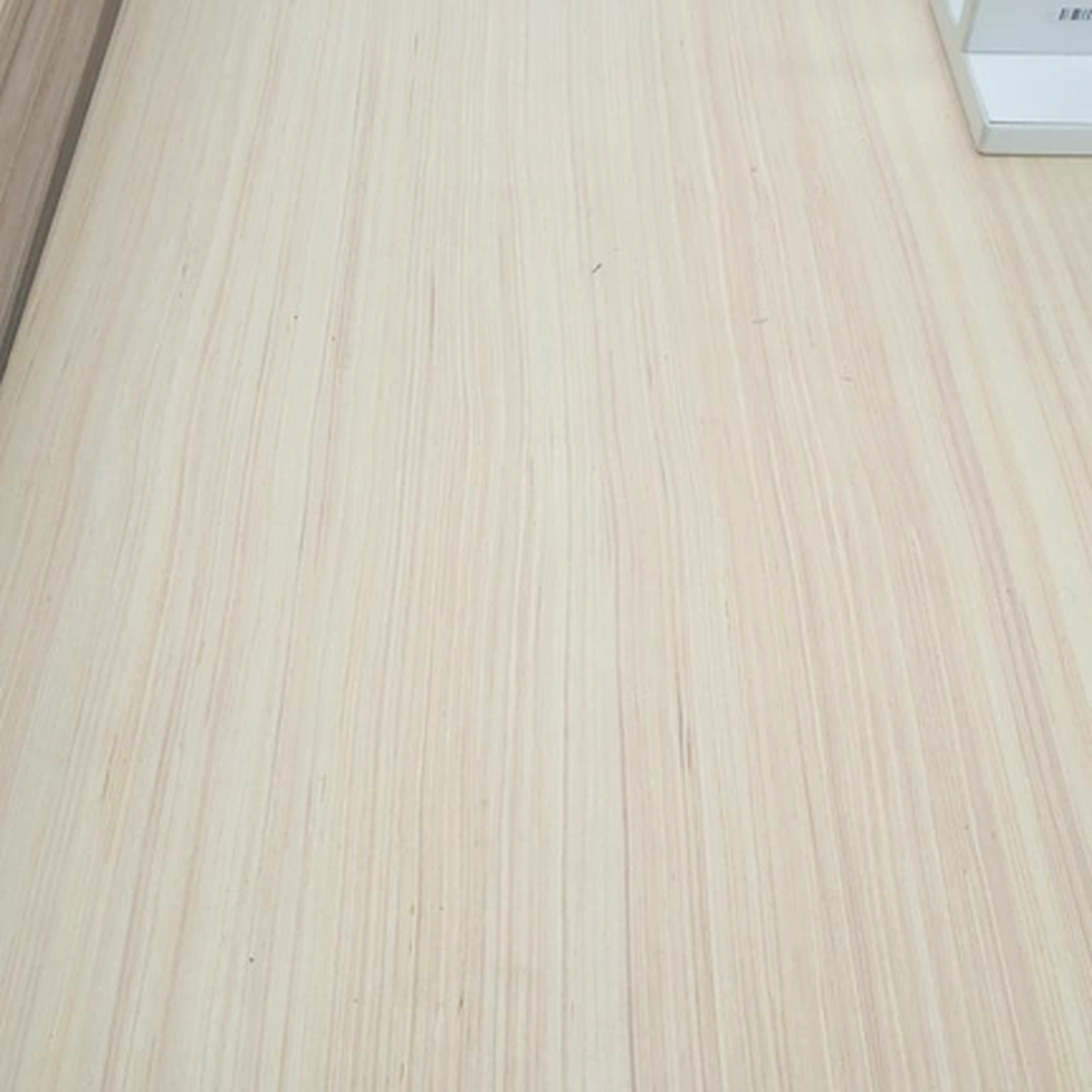 Triplay White